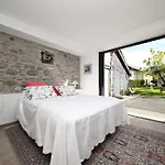 La Maison Poulogne * Капверн